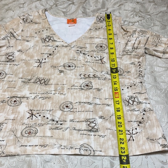 Hearts of Palm Women’s XL V-Neck Top - Picture 6 of 12